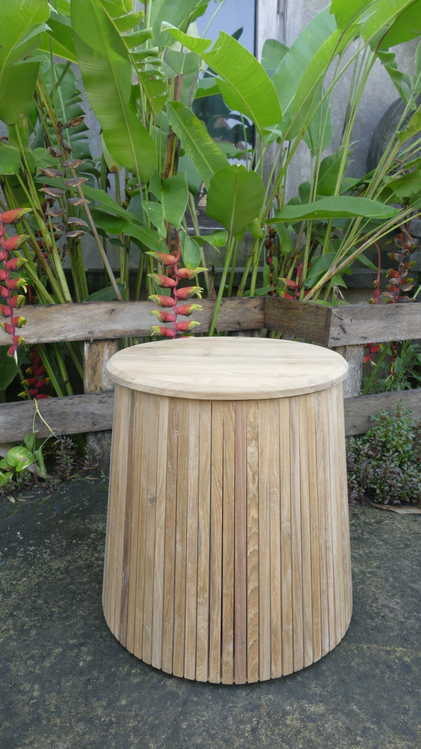 Artikelbild 2 des Artikels “Visby - Beistelltisch mit Aufbewahrung, 46,5 cm hoch, Teak “